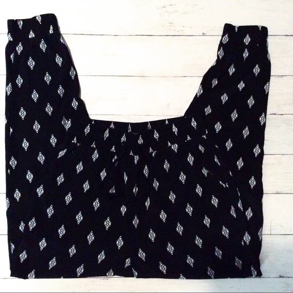 F21 | Cute Cargo Style Pants - Picture 3 of 4